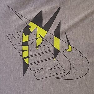 🎃 Nike, L, Grey tee